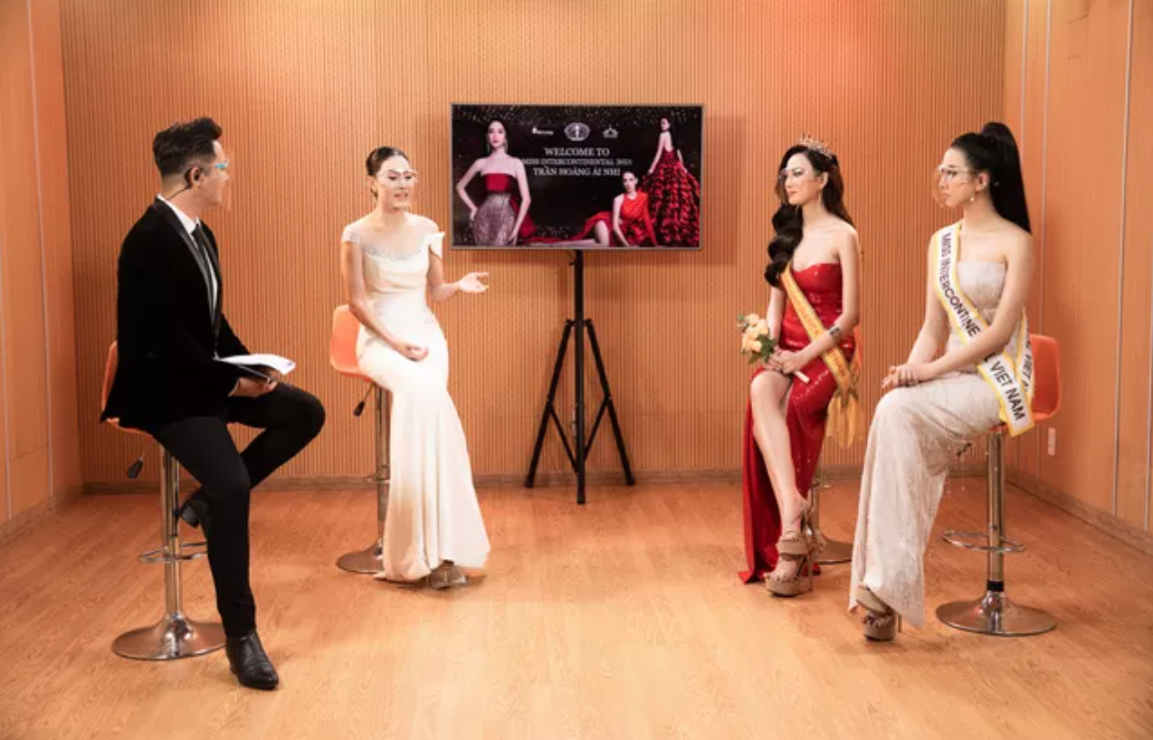 buổi livestream công bố đại diện Việt Nam tại Miss Intercontinental 2021.