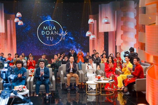 Chương trình đặc biệt đón giao thừa Mùa đoàn tụ 2022 phát sóng lúc 22h25 ngày 29 Tết trên Đài Truyền hình Việt Nam VTV. Ảnh: vtv.vn