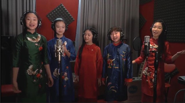 Trẻ em Việt Nam trên khắp thế giới hoà vang ca khúc "Hello Việt Nam"