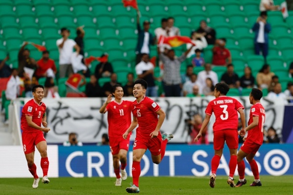 Ghi 2 bàn vào lưới Nhật Bản, tuyển Việt Nam thua trận đầy cảm xúc