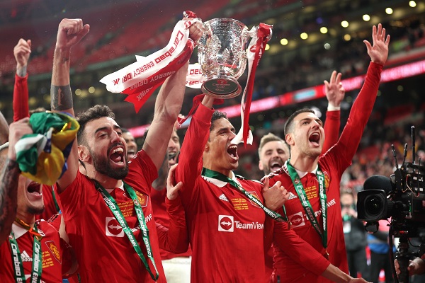 Vô địch Cúp Liên đoàn Anh, Man United có danh hiệu đầu tiên sau 6 năm