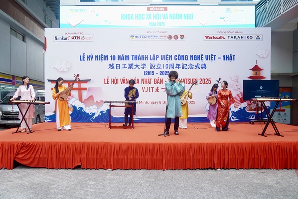 Ngày hội Văn hóa Việt - Nhật chào mừng 10 năm thành lập VJIT