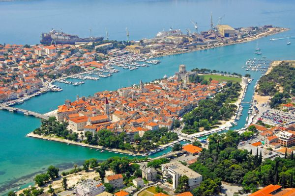 Khám phá hành trình xuyên thời gian với tuyến đường trải dài từ Zadar đến Trogir