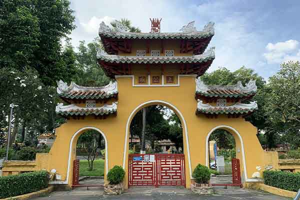 Lăng mộ các vị khai quốc công thần nhà Nguyễn ở Sài Gòn