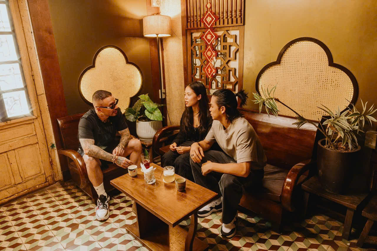 Đếm ngược 8Wonder: Fan 'ôm rào' từ 5h sáng, dàn siêu sao sẵn sàng cháy hết mình