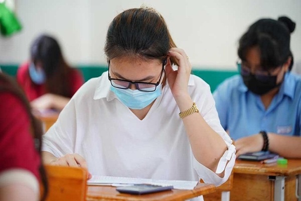 Giáo viên đề xuất Bộ GD-ĐT cách ‘trị’ bệnh thành tích trong giáo dục