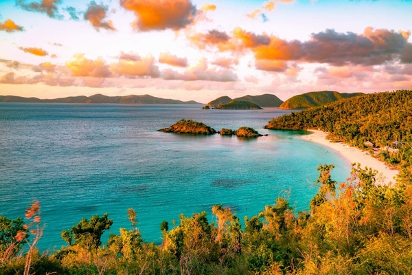 14 bãi biển đẹp nhất vùng Caribe bạn nên ghé thăm 