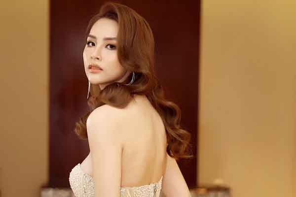 Sắc vóc quyến rũ của Hoa hậu biển Thùy Trang 