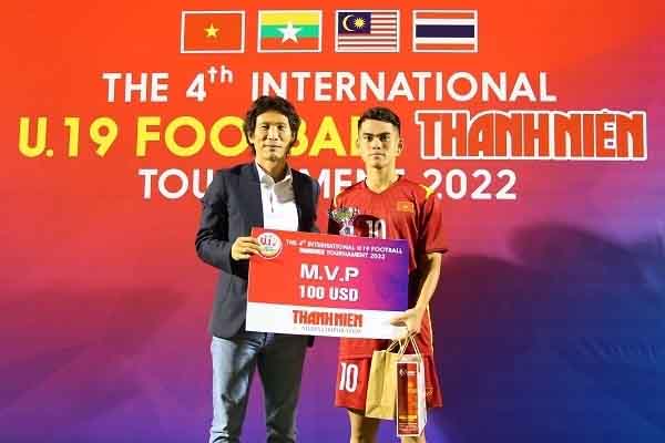 U.19 Quốc tế Thanh Niên 2022: Điều gì giúp Khuất Văn Khang đoạt giải cầu thủ xuất sắc nhất trận 2 lần liên tiếp?
