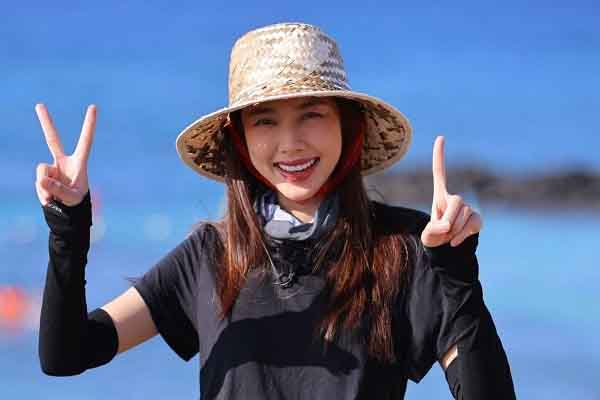 Hoa hậu Thùy Tiên đẹp 'bất chấp' hoàn cảnh trong chương trình '2 ngày 1 đêm'