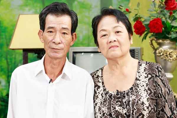 'Tình trăm năm': Đôi vợ chồng nghèo đoàn tụ gia đình sau 42 năm thất lạc