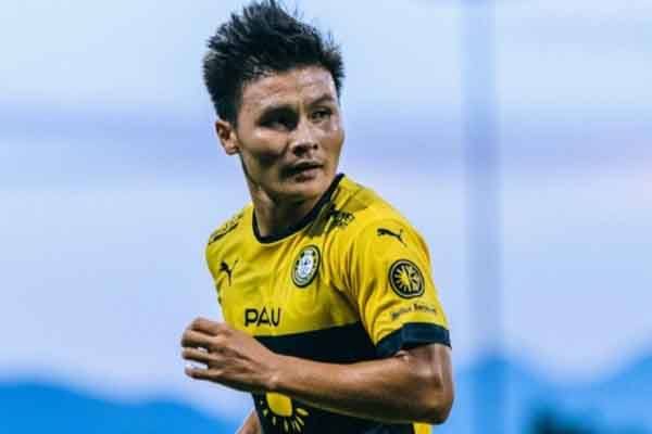 Quang Hải chỉ được chơi 1 phút trong trận đấu của Pau FC