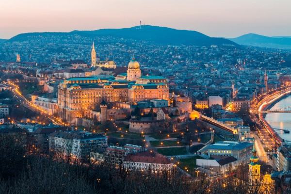 Khám phá vẻ đẹp lịch sử thủ đô Budapest của Hungary