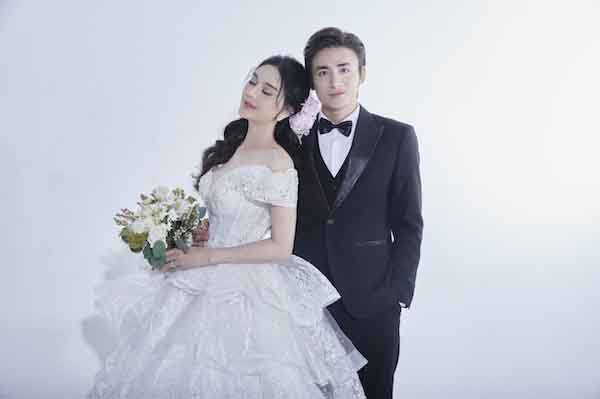 Lâm Khánh Chi và Song Duy bất ngờ làm đám cưới