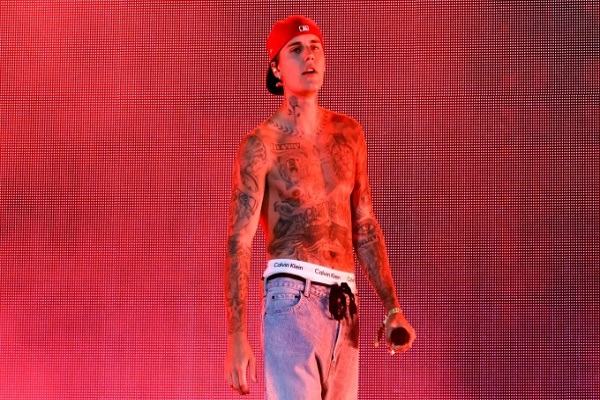 Justin Bieber huỷ show giữa ồn ào Selena Gomez và Hailey Bieber