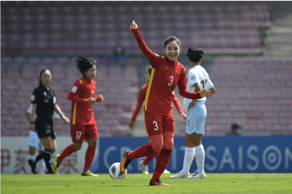 Nhật ký 'cảm nắng' Đội tuyển bóng đá nữ Việt Nam: Càng 'bóc' càng thêm yêu!