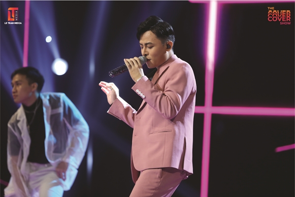 Henry Ngọc Thạch giành tấm vé bước vào chung kết ‘The cover show’