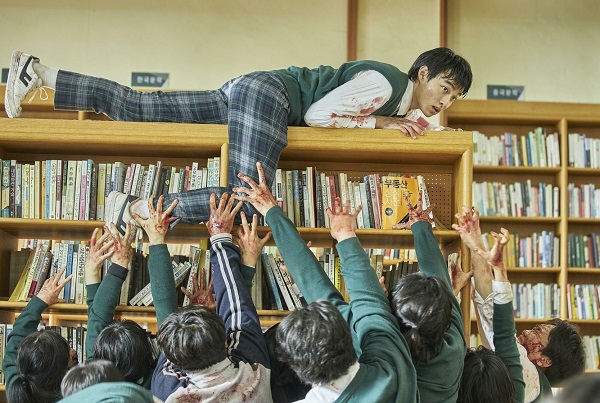 Lý do phim zombie Hàn Quốc ‘Ngôi trường xác sống’ gây tranh cãi nhưng vẫn 'hot'?