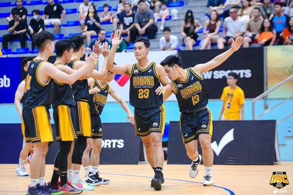 Thắng thuyết phục, đội 98's Basketball đăng quang giải bóng rổ vô địch Đà Nẵng