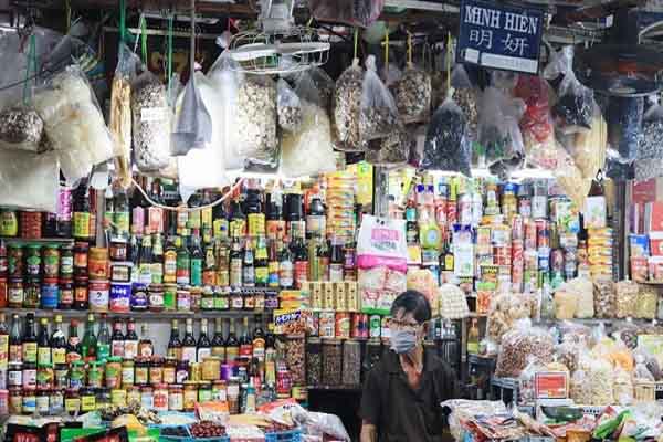 Trăm năm 'kẻ chợ' Sài thành: Sống chết vẫn bám chợ