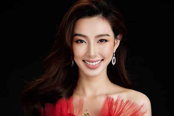 Hoa hậu Thùy Tiên nhận học bổng thạc sĩ
