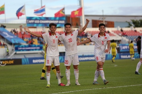 U.23 Việt Nam vào chung kết xứng đáng, đối đầu U.23 Indonesia