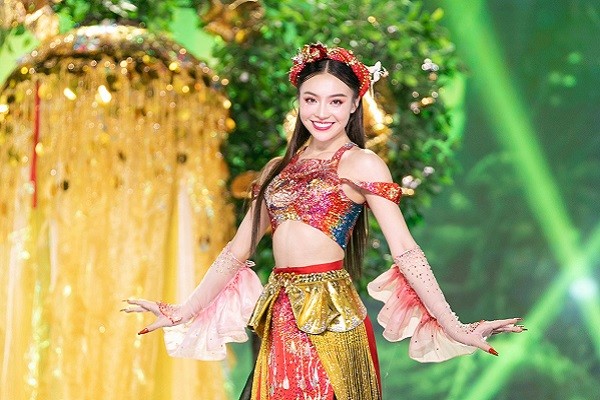 Thí sinh Miss Grand Vietnam 2023 phản hồi về ý kiến trái chiều của trang phục ‘Thị ơi mở ra’ 