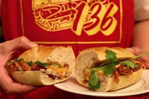 Bánh mì Việt ở Thụy Sĩ: Cầu nối từ 2 chàng trai nặng tình với quê hương