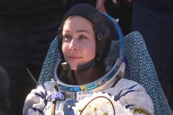 Đoàn phim Nga trở về Trái đất an toàn sau 12 ngày quay phim trên không gian
