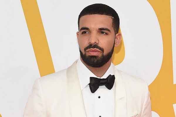 Rapper Drake rút khỏi cuộc đua Grammy