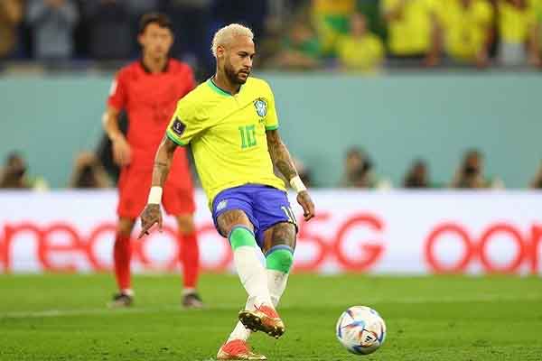 World Cup 2022: Thủ môn tuyển Hàn Quốc thách thức Neymar và cái kết
