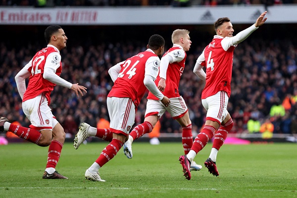 Siêu phẩm ở phút 90+7 giúp Arsenal có chiến thắng ngược dòng ấn tượng