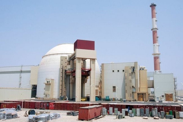 Iran đóng cửa khẩn cấp nhà máy điện hạt nhân
