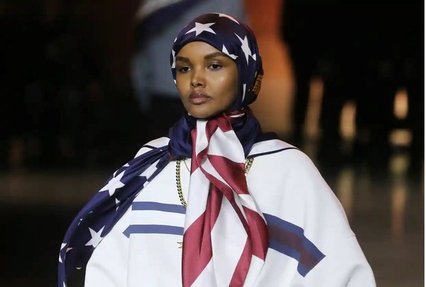 Người mẫu Hồi giáo trải lòng về góc khuất trong ngành thời trang