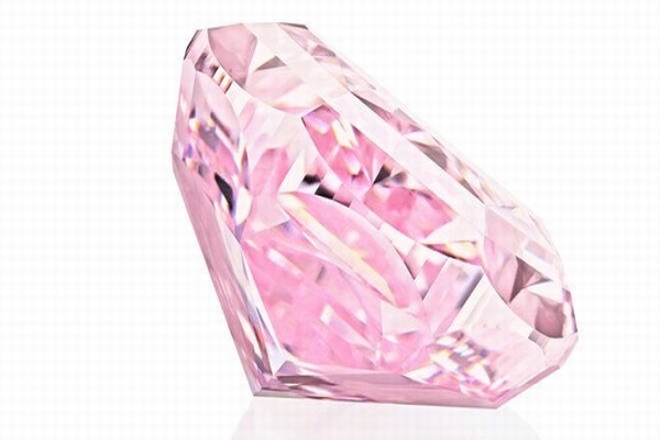 Viên kim cương hồng quý hiếm trị giá 26,6 triệu đô
