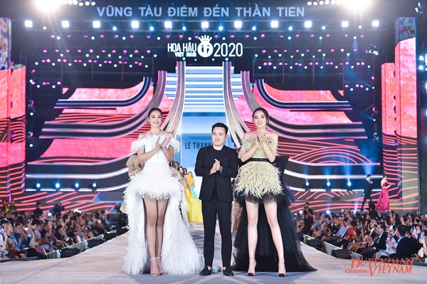 Hoa hậu Tiểu Vy và Kỳ Duyên đọ catwalk trên sàn runway Hoa hậu Việt Nam 2020