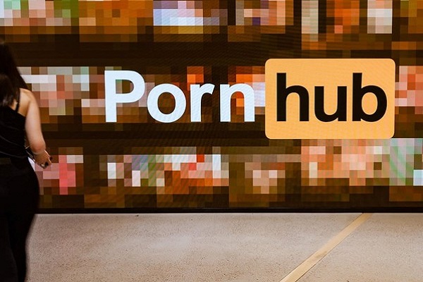 Rung chuyển vì video lạm dụng tình dục trẻ em, Pornhub bị ​​hơn 2 triệu người kiến ​​nghị đóng cửa