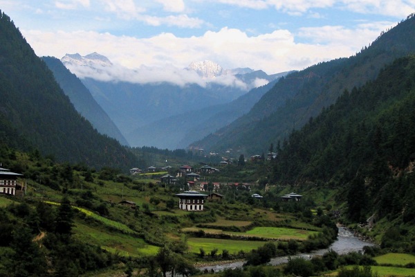 Bhutan dẫn đầu thế giới về giảm lượng khí thải carbon ra môi trường