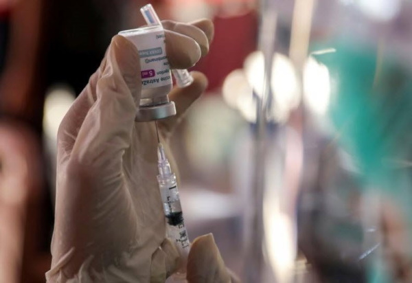 Mỹ khiến công chúng thêm hoài nghi về độ an toàn của vắc xin AstraZeneca