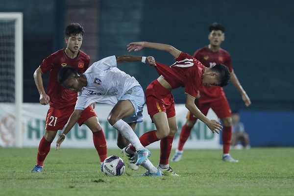 U.17 Việt Nam thắng đậm trong trận đấu ra quân