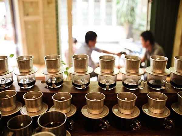 Văn hoá cà phê Sài Gòn, Hà Nội đã thay đổi?