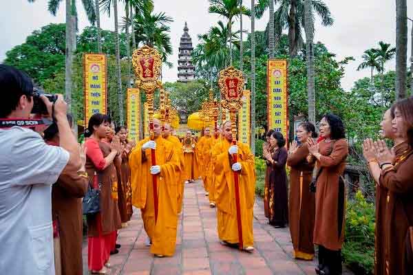 Lễ cung rước và an vị Tượng Phật Hoàng Trần Nhân Tông
