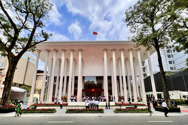Nhà hát Hồ Gươm của Việt Nam lọt vào Top 10 nhà hát opera tuyệt vời nhất thế giới