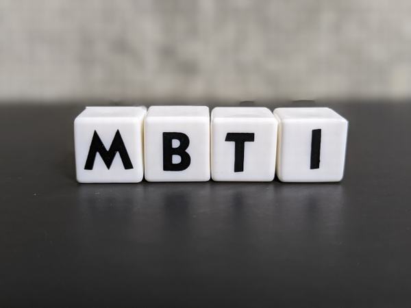Trắc nghiệm tính cách MBTI là gì và ý nghĩa của nó với cuộc sống
