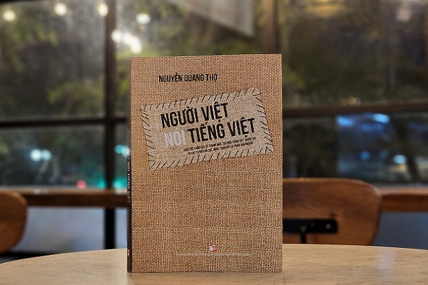 Không chỉ kỳ công mà cuốn sách này còn là tình yêu máu thịt dành cho tiếng Việt