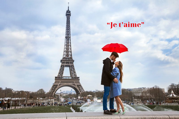 Lý do tiếng Pháp lãng mạn, dễ ‘rót mật vào tai’