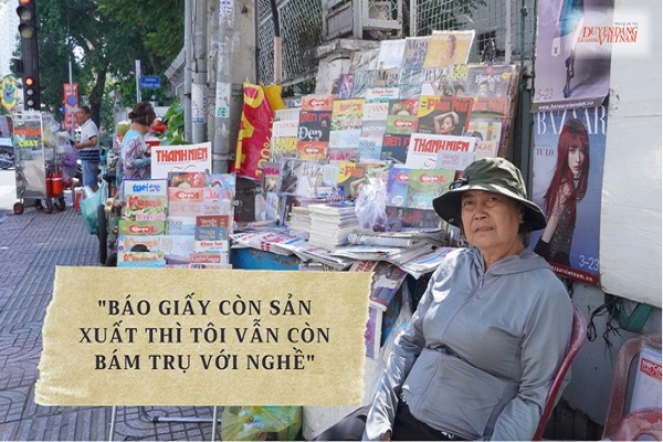 Những sạp báo vỉa hè Sài Gòn - Chuyện của người giữ lửa nghề