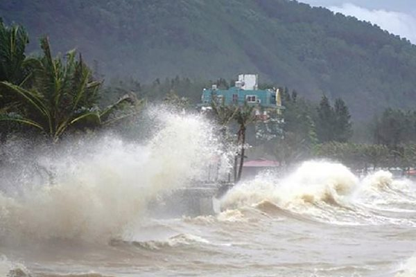 Bộ Y tế yêu cầu các cơ sở y tế trực cấp cứu 24/24 sẵn sàng ứng phó với bão số 1
