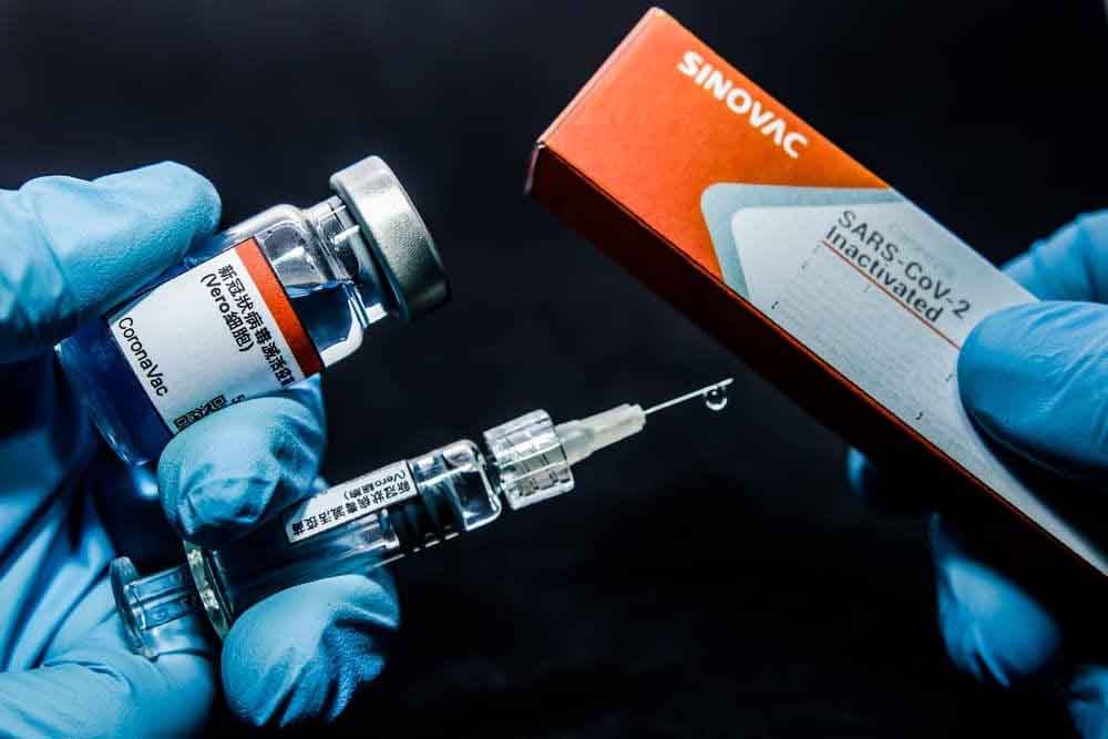 Indonesia nhận 1,2 triệu liều vắc xin Trung Quốc khi số ca mắc và chết do COVID-19 cao nhất Đông Nam Á