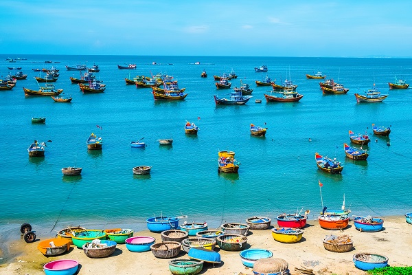 Năm du lịch quốc gia 2023: về miền cát trắng biển xanh Bình Thuận